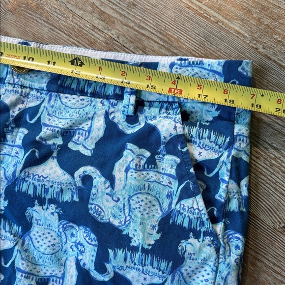 Lilly Pulitzer Jayne Stretch Short 7” Inseam Blue Elephant Print Shorts 12 - Picture 5 of 7